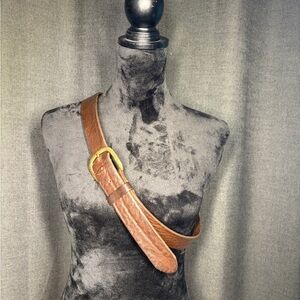 Justin Boots Brown Leather Belt with Gold Buckle